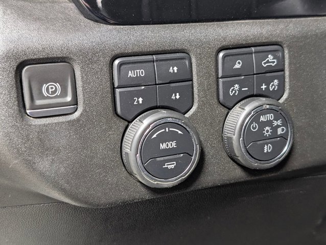 Used 2024 Chevrolet Silverado 2500 LTZ AWD/4WD image 8