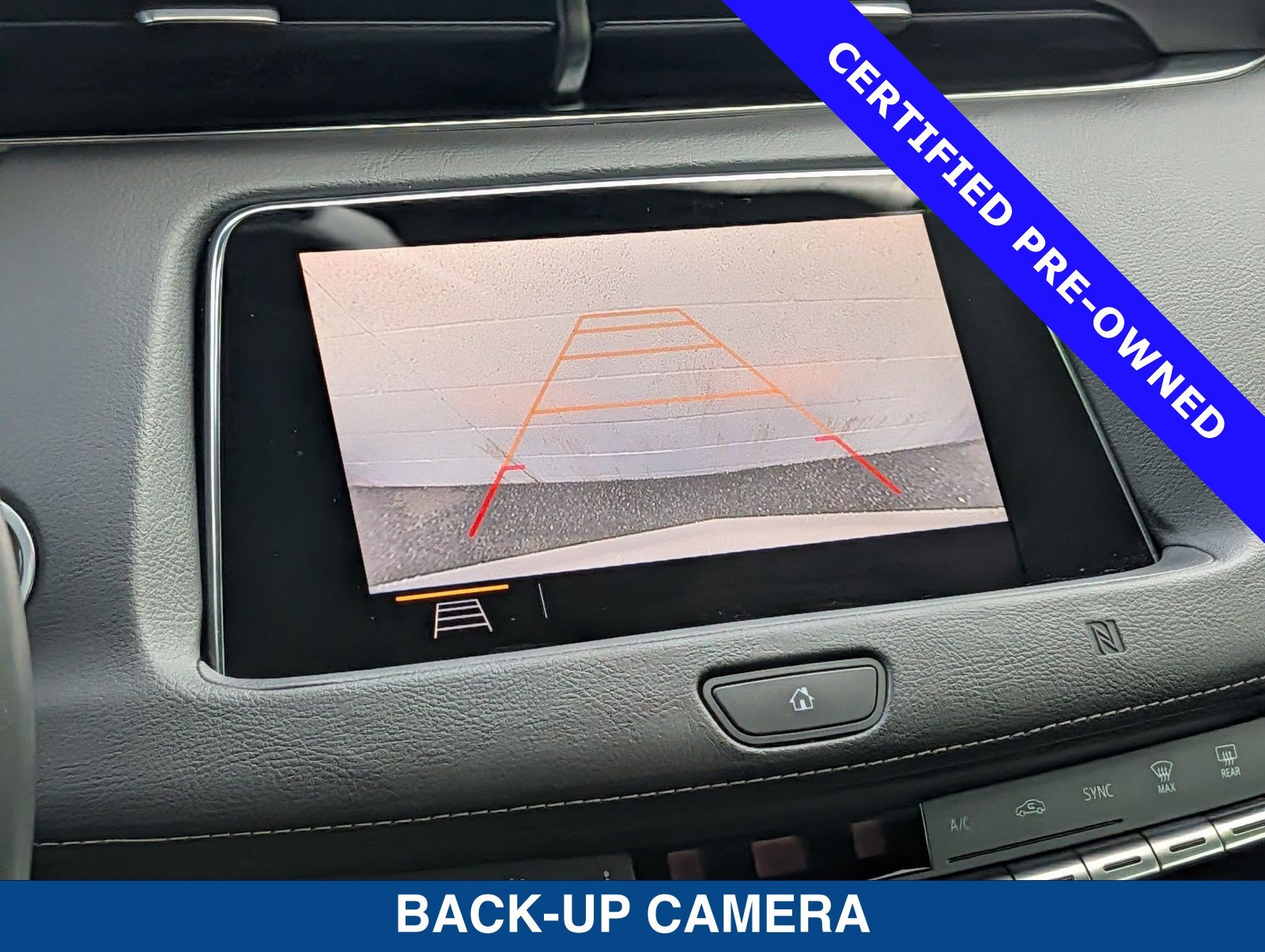 Used 2019 Cadillac XT4 Premium Luxury FWD image 30
