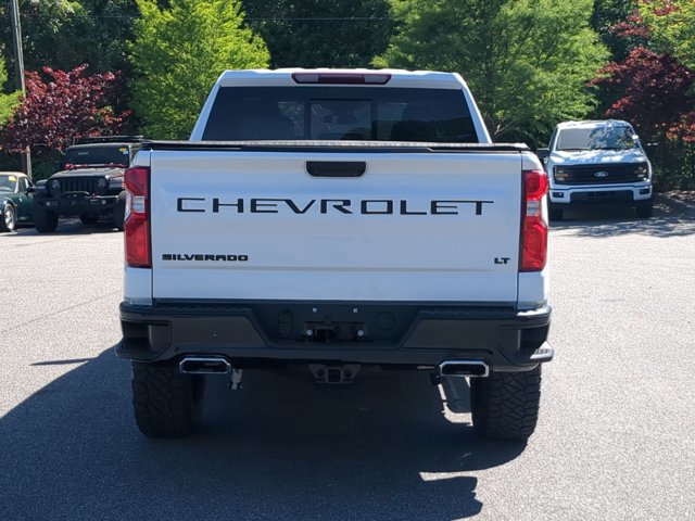 Used 2025 Chevrolet Silverado 1500 LT Trail Boss w/ Convenience Package II AWD/4WD image 4