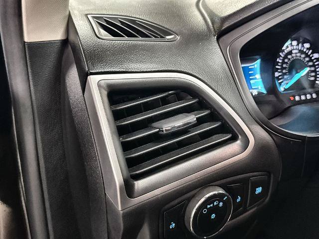Certified 2024 Ford Edge SE w/ Black Appearance Package AWD/4WD image 15