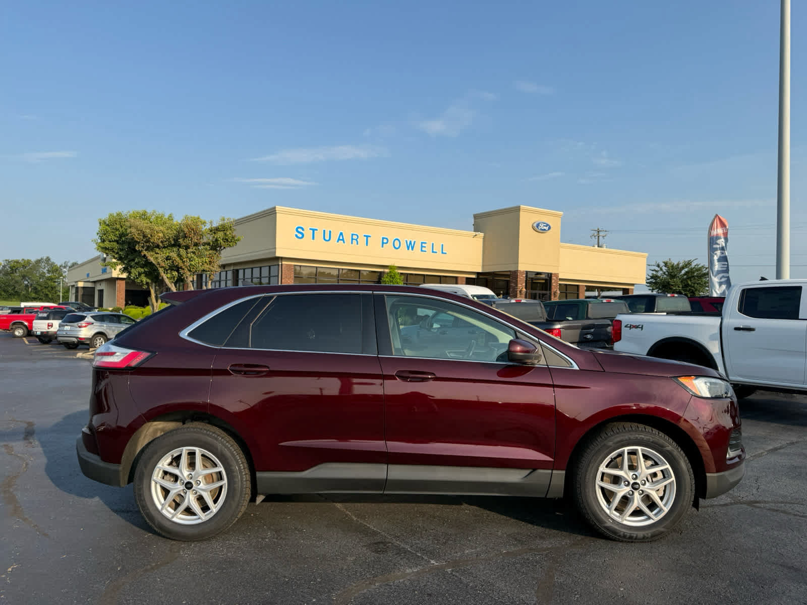 Certified 2023 Ford Edge SEL w/ Convenience Package AWD/4WD image 18