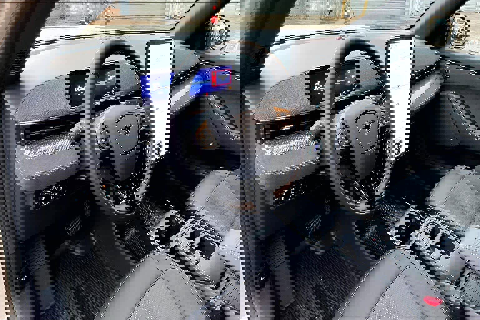 Certified 2025 Ford Mustang Mach-E GT image 17