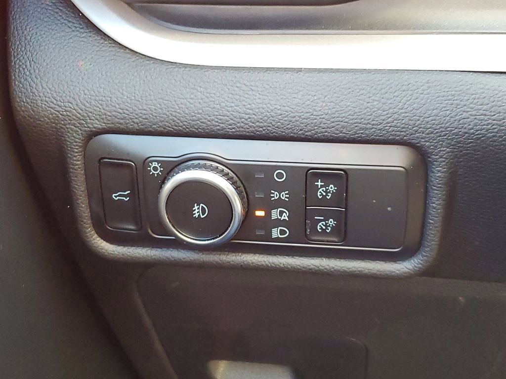 Certified 2023 Ford Explorer XLT w/ Equipment Group 202A image 12