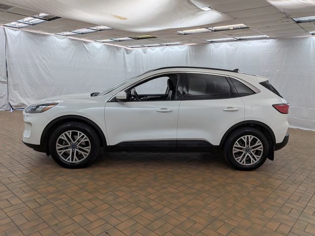 Certified 2022 Ford Escape SEL w/ Technology Package AWD/4WD image 2