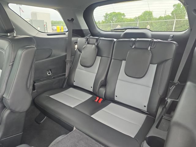 Certified 2023 Ford Explorer XLT w/ Equipment Group 202A AWD/4WD image 28
