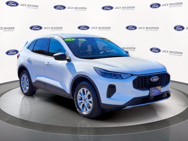 Certified 2024 Ford Escape Active AWD/4WD image 7