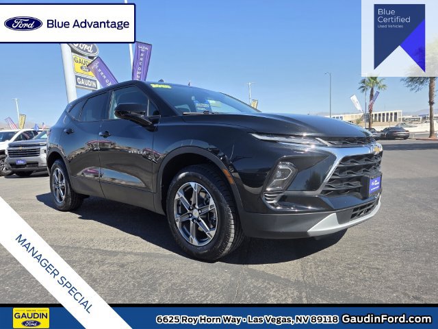 Used 2025 Chevrolet Blazer LT FWD image 1