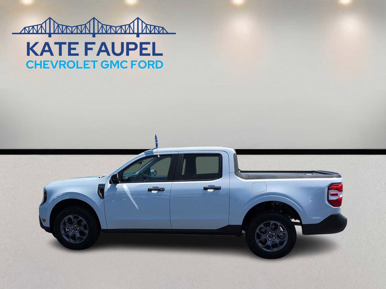 Certified 2025 Ford Maverick XLT w/ XLT Luxury Package FWD image 4