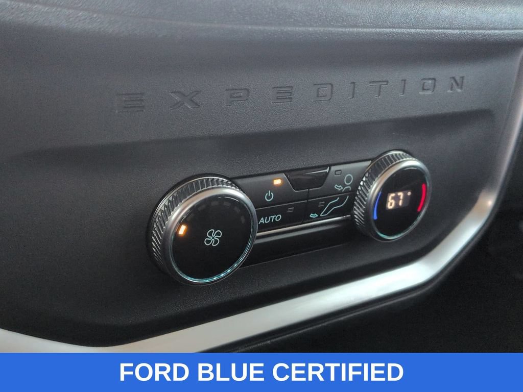 Certified 2025 Ford Expedition Active AWD/4WD image 24