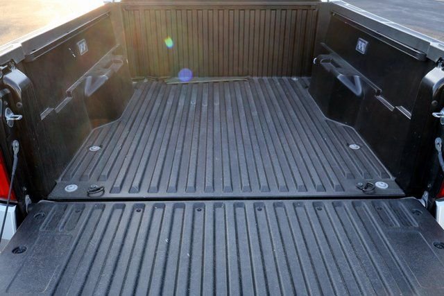 Used 2024 Toyota Tacoma TRD Off-Road image 15