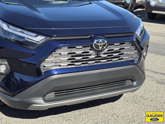 Used 2025 Toyota RAV4 Limited w/ Advanced Technology Package AWD/4WD image 2