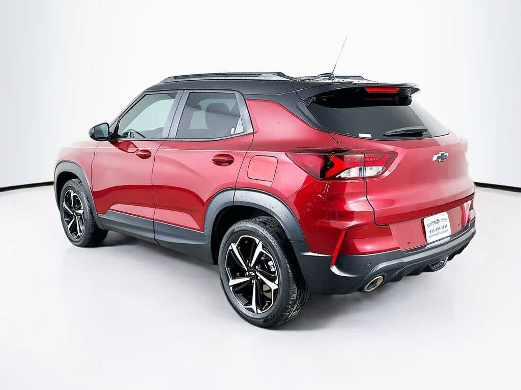 Used 2023 Chevrolet TrailBlazer RS w/ Sun and Liftgate Package AWD/4WD image 4
