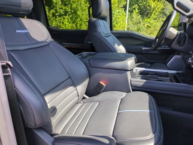 Certified 2025 Ford F450 Platinum w/ FX4 Off-Road Package AWD/4WD image 36