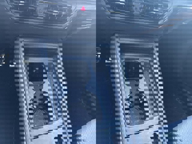 Used 2025 Volkswagen Tiguan SE R-Line image 21