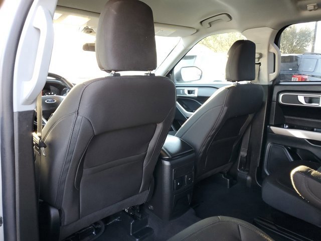 Certified 2023 Ford Explorer XLT image 11