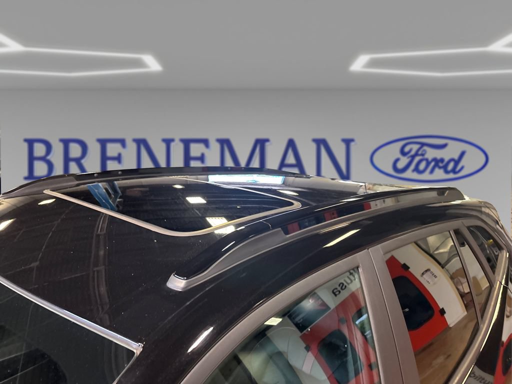 Used 2025 Chevrolet Trax RS w/ Sunroof Package FWD image 14
