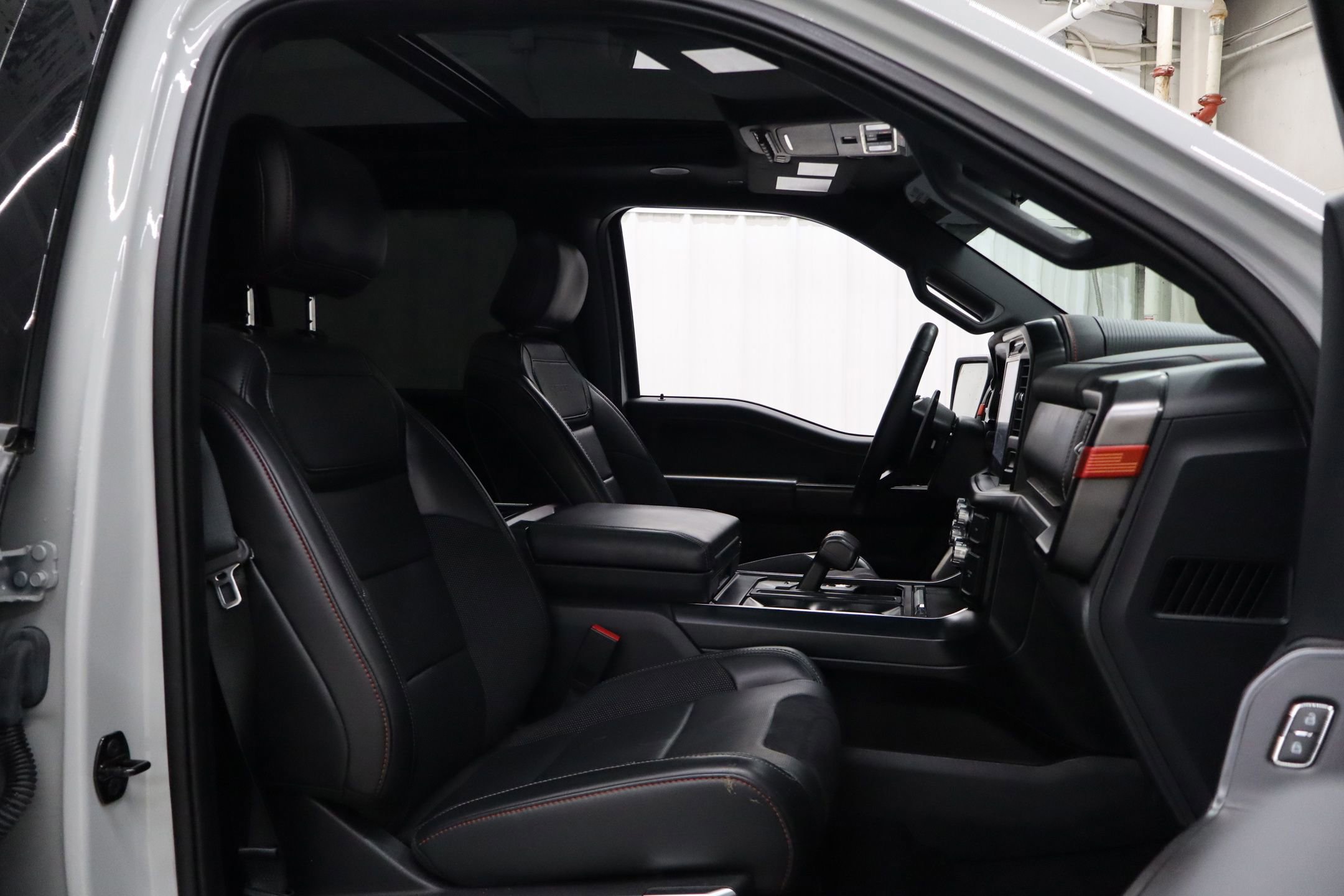 Certified 2024 Ford F150 Raptor image 28