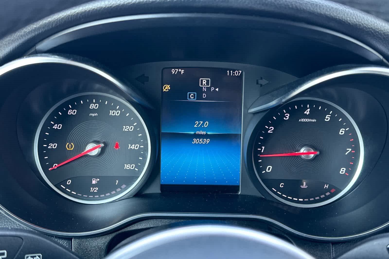 Used 2022 Mercedes-Benz GLC 300 GLC 300 image 25