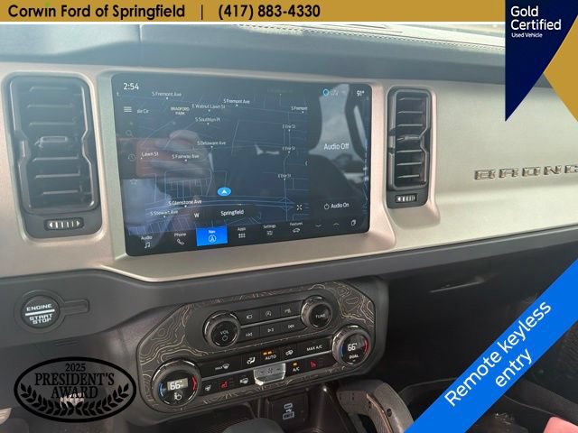 Certified 2025 Ford Bronco Outer Banks w/ Sasquatch Package AWD/4WD image 13