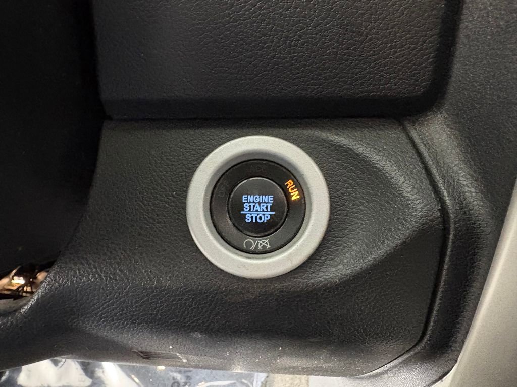 Used 2017 RAM 1500 Laramie w/ Convenience Group AWD/4WD image 21