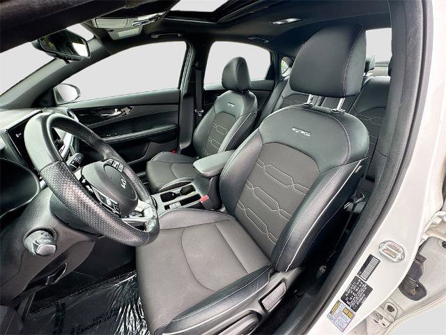 Used 2022 Kia Forte GT-Line w/ GT-Line Premium Package image 18