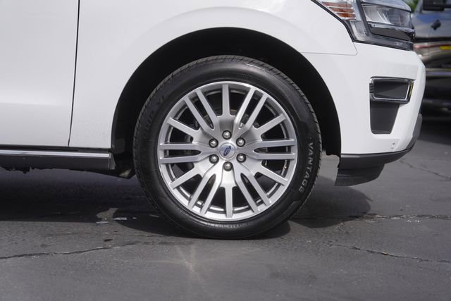 Certified 2024 Ford Expedition Max Limited AWD/4WD image 4