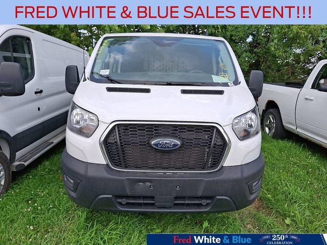 Certified 2025 Ford Transit 250 Low Roof w/ Exterior Upgrade Package RWD image 2