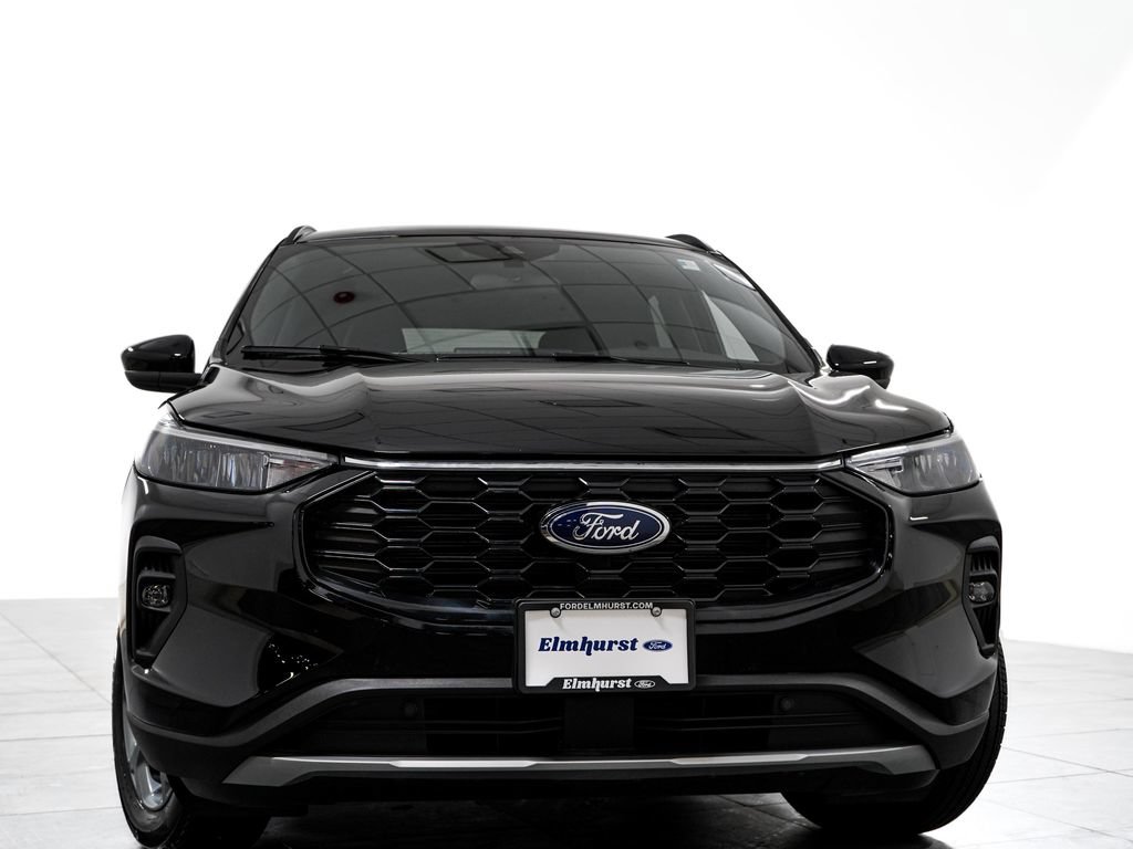 Certified 2025 Ford Escape ST-Line Select w/ Tech Pack #1 AWD/4WD image 3