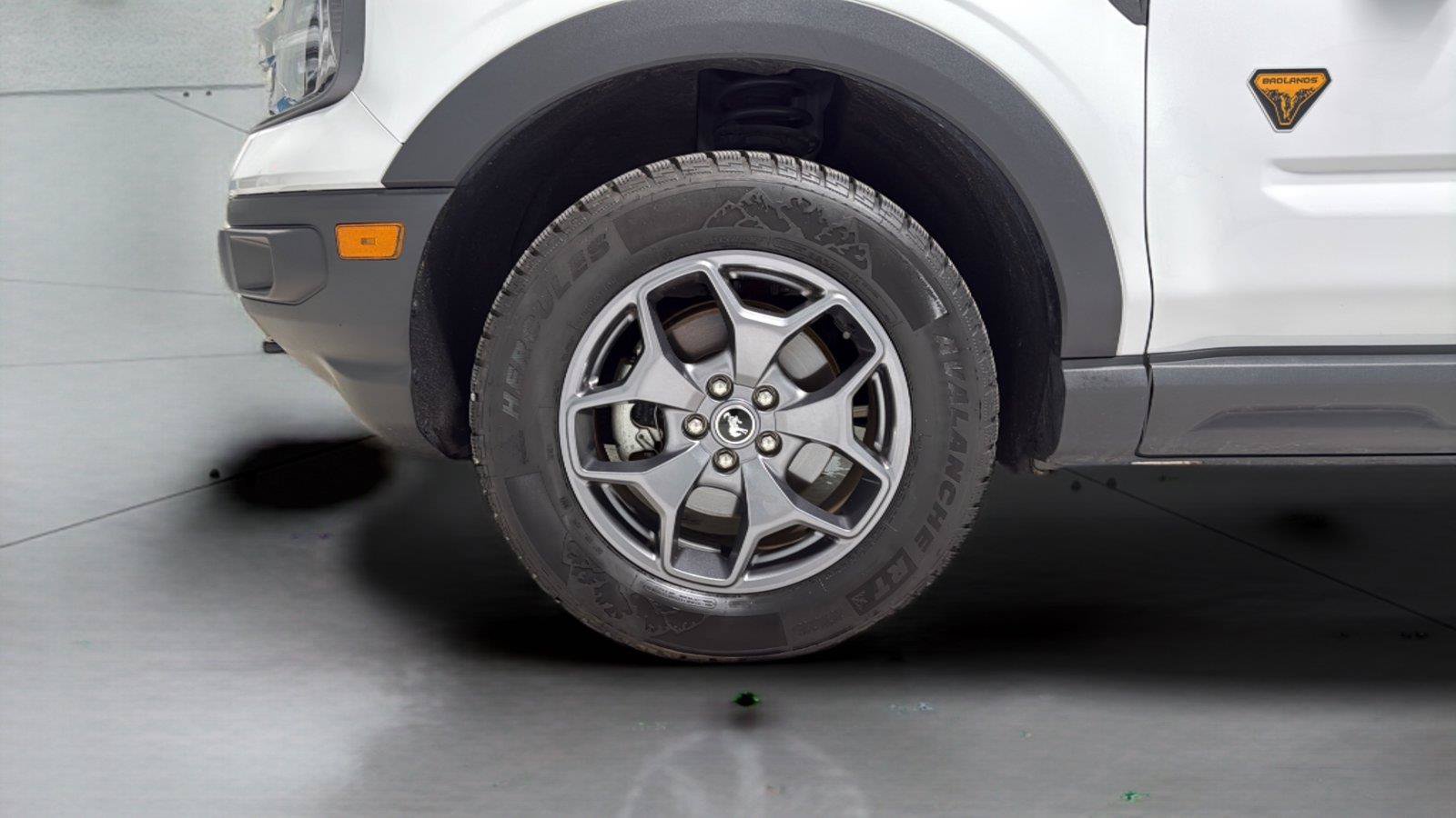 Certified 2024 Ford Bronco Sport Badlands w/ Premium Package AWD/4WD image 31
