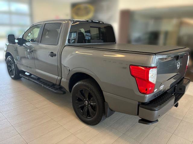 Used 2024 Nissan Titan SV w/ SV Convenience Package AWD/4WD image 3