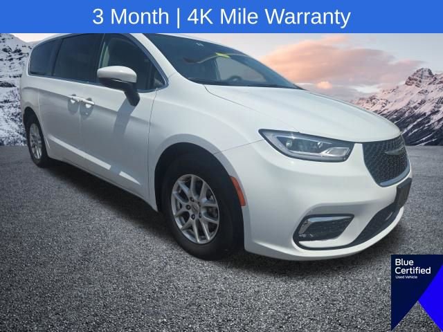 Used 2023 Chrysler Pacifica Touring-L FWD image 1