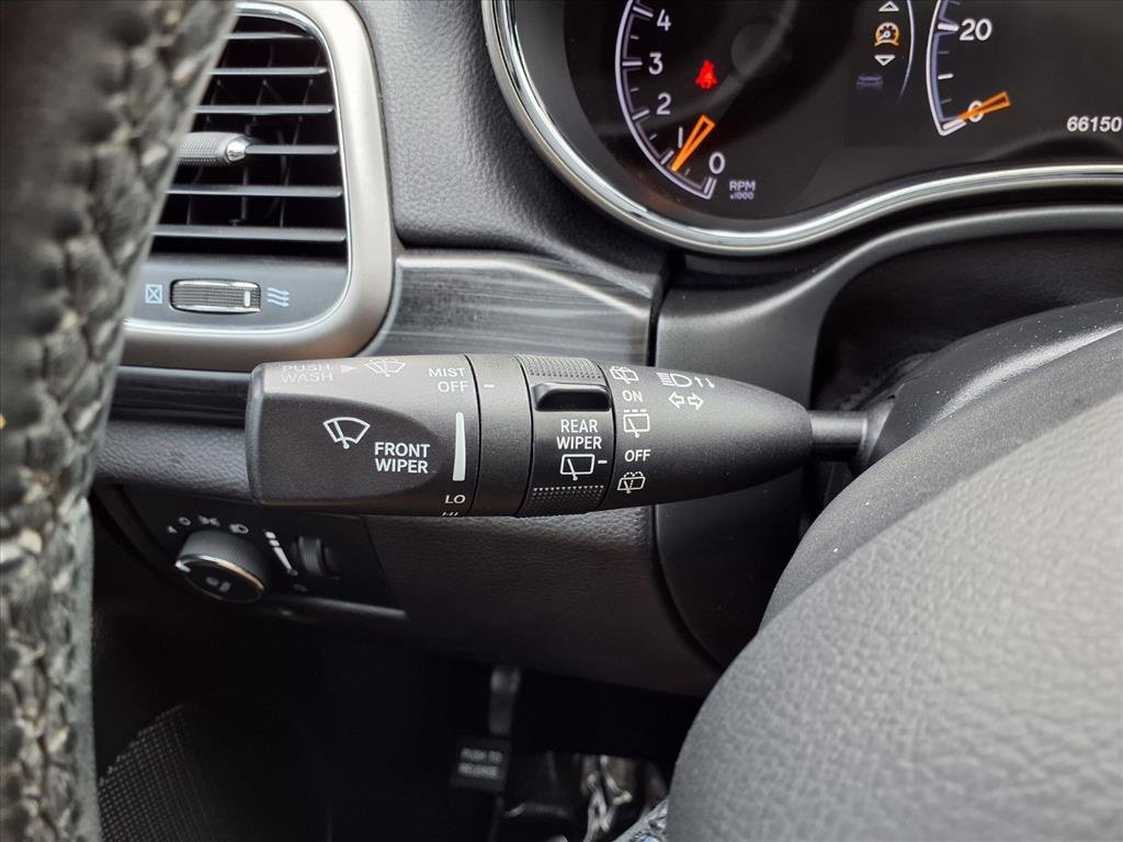 Used 2020 Jeep Grand Cherokee Altitude image 18