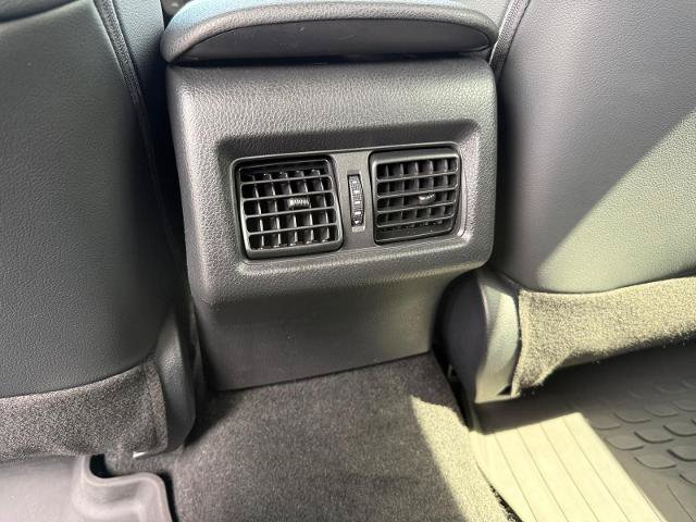 Used 2023 Toyota Camry SE w/ Audio Upgrade Package FWD image 17