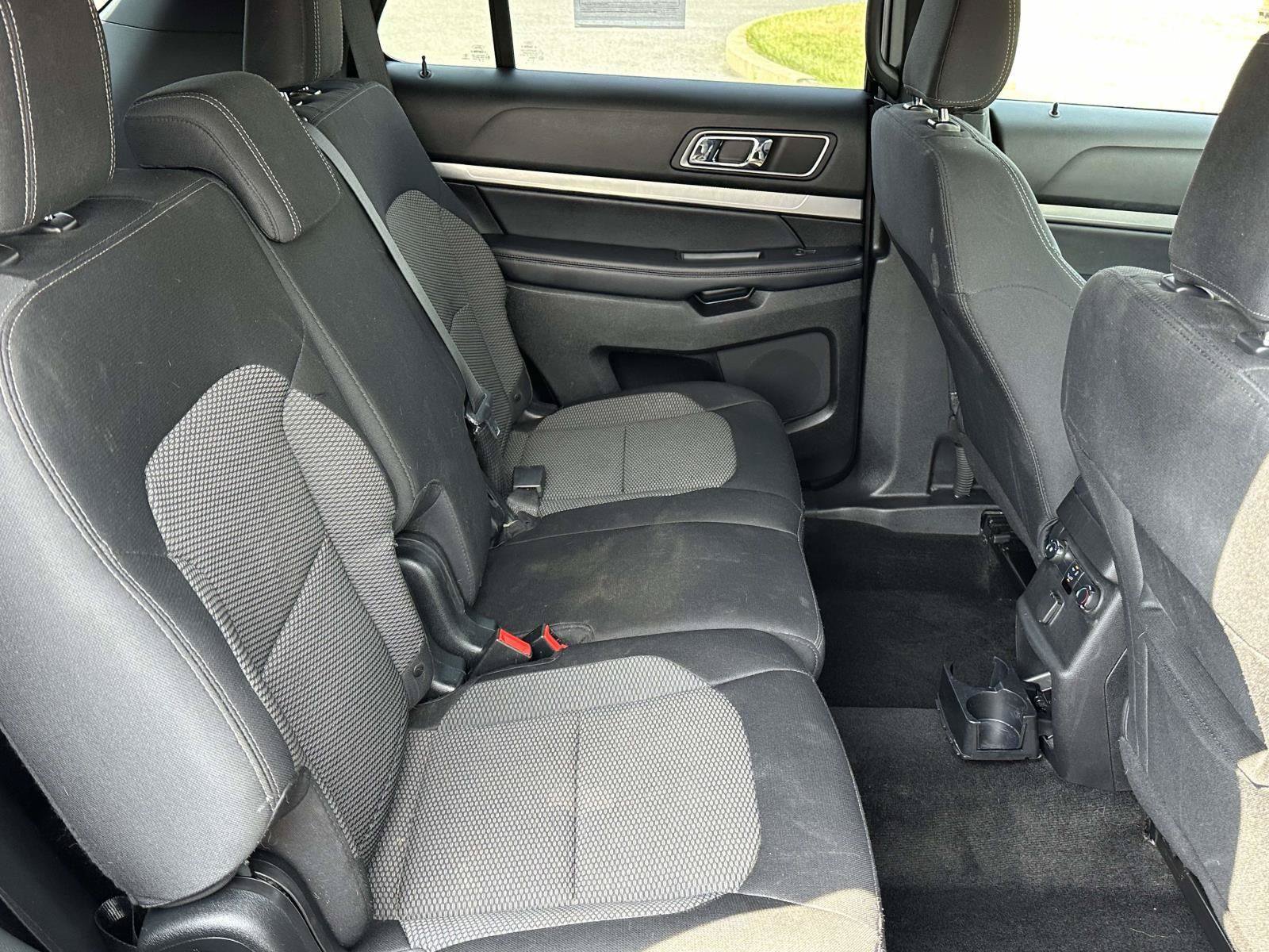 Certified 2018 Ford Explorer XLT w/ Equipment Group 201A AWD/4WD image 10