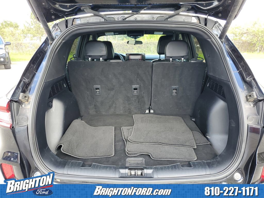 Certified 2024 Ford Escape ST-Line w/ Tech Pack #1 AWD/4WD image 7