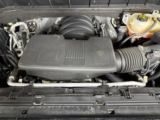 Used 2022 Chevrolet Silverado 1500 High Country w/ Technology Package AWD/4WD image 9