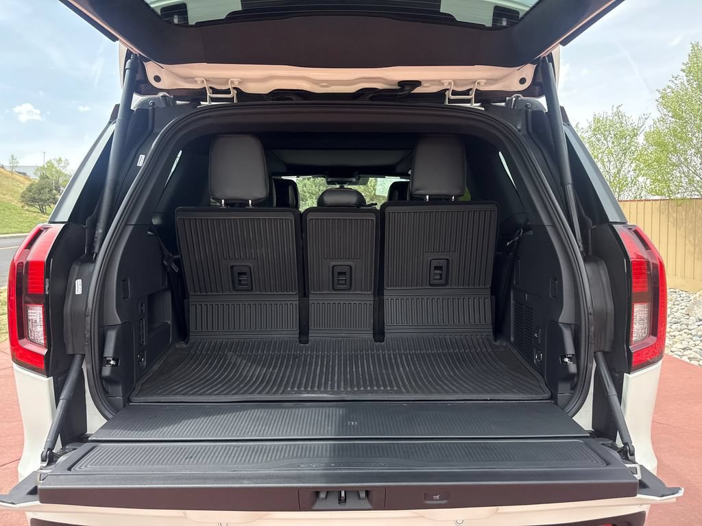 Certified 2026 Ford Expedition Tremor AWD/4WD image 9