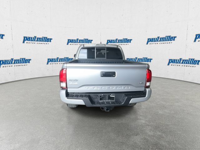 Used 2023 Toyota Tacoma SR AWD/4WD image 9