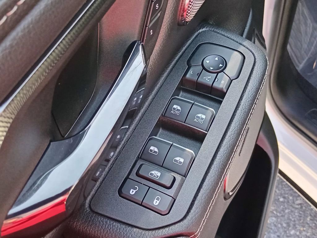 Used 2026 RAM 1500 Rebel w/ G/T Package image 29