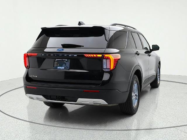 Certified 2026 Ford Explorer Active w/ Active Comfort Package RWD image 7