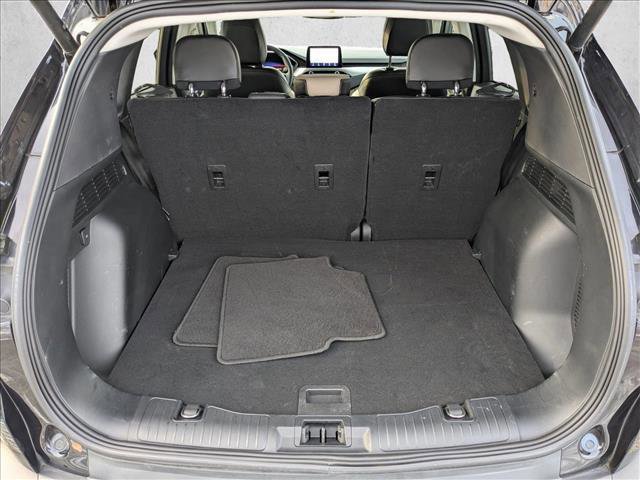 Certified 2022 Ford Escape Titanium w/ Class II Trailer Tow Package image 9