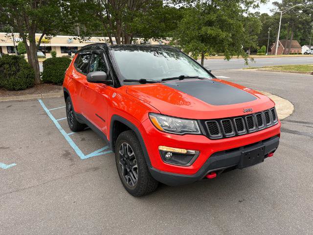 Used 2019 Jeep Compass Trailhawk w/ Leather Interior Group AWD/4WD image 3