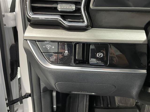 Used 2024 Kia Sportage X-Line w/ X-Line Premium Package AWD/4WD image 16