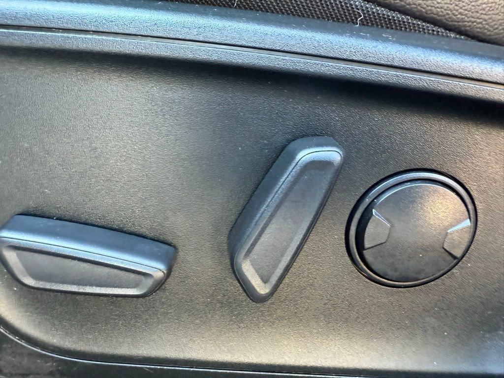 Certified 2022 Ford Escape SEL image 21