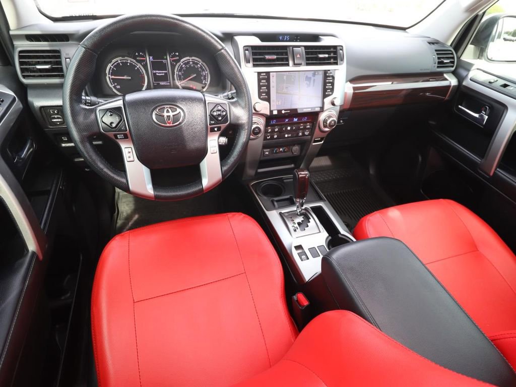 Used 2023 Toyota 4Runner Limited RWD image 9