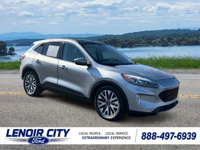 Certified 2022 Ford Escape Titanium w/ Class II Trailer Tow Package