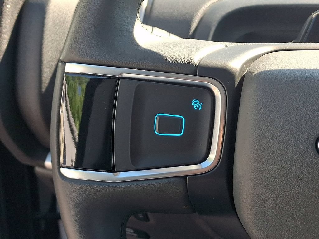 Certified 2025 Ford Expedition Active AWD/4WD image 22