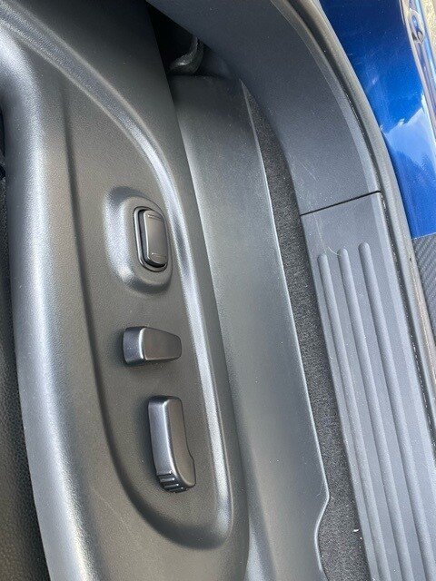 Used 2021 Nissan Titan SV w/ SV Convenience Package AWD/4WD image 13