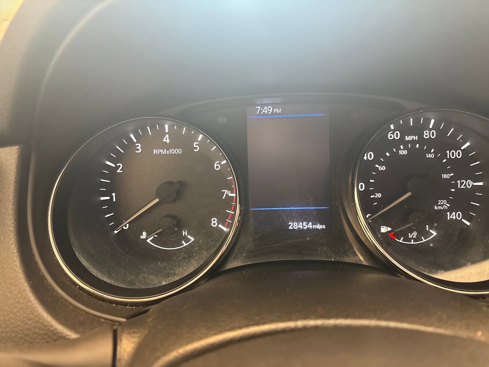 Used 2020 Nissan Rogue SV FWD image 13