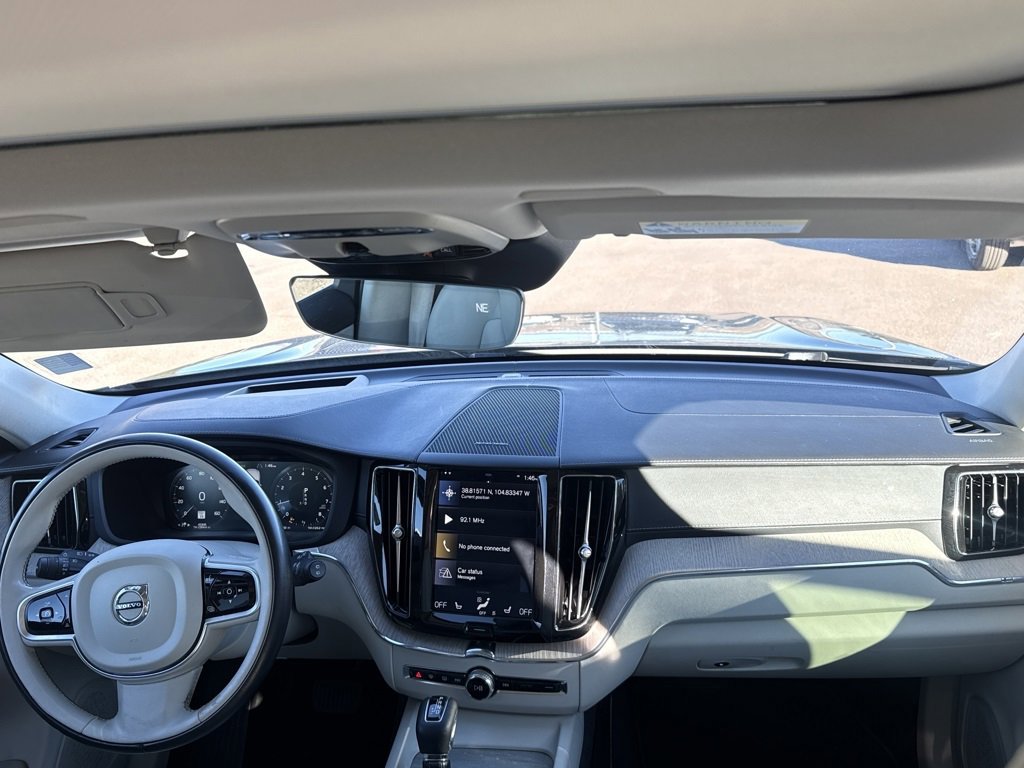 Used 2019 Volvo XC60 T5 Inscription image 25